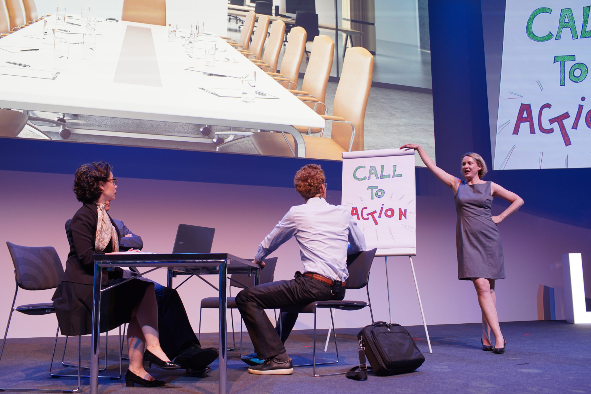 Business Theatre: Corporate Reality in UHD