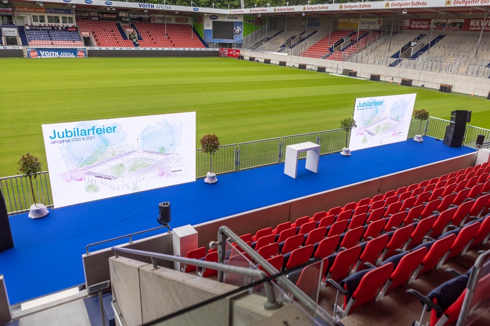Voith Arena Heidenheim als Eventlocation für Jubilarfeier Leere Innenansicht der Voith Arena Heidenheim als besondere Location für die Jubilarfeier