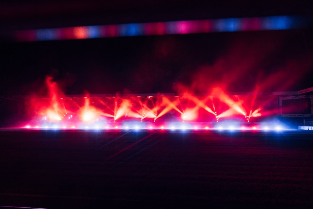 Lichtshow bei der Voith Jubilarfeier Eindrucksvolle Lichtshow als Teil der Inszenierung der Voith Jubilarfeier